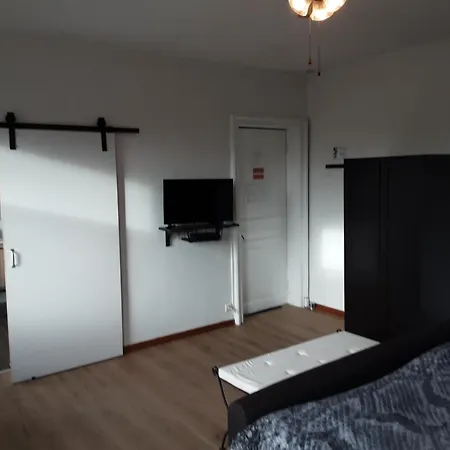 게스트하우스 Chantal&thierry Eghezee